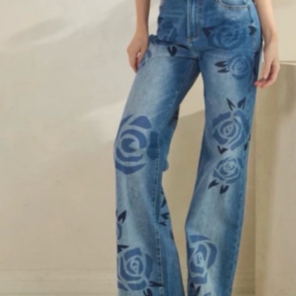 Blue Floral Women's Jeans Oli & Hali Brand New.NWT - Picture 2 of 6